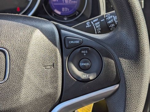 Used 2015 Honda Fit LX image 22