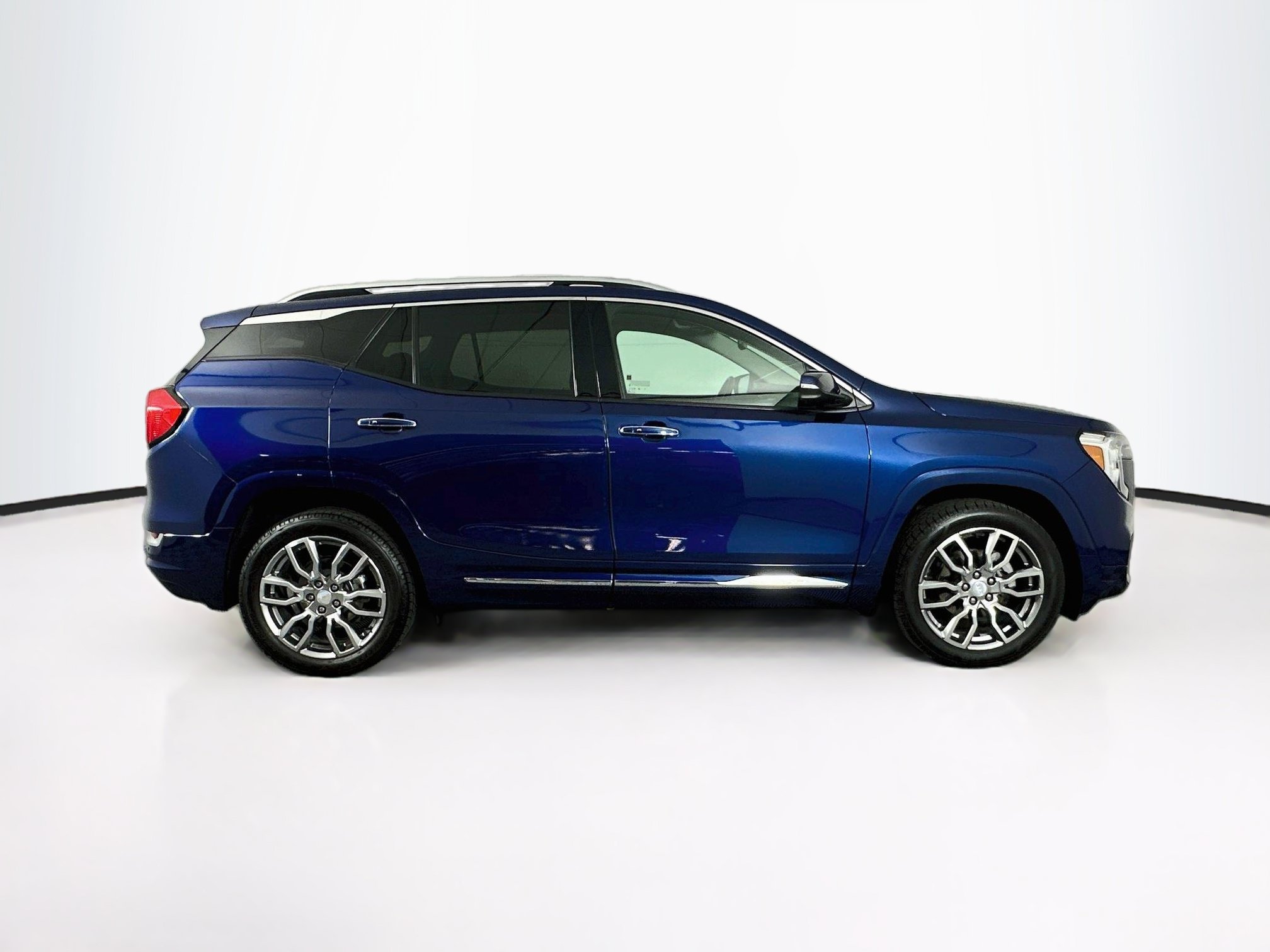 Used 2022 GMC Terrain Denali AWD/4WD image 10