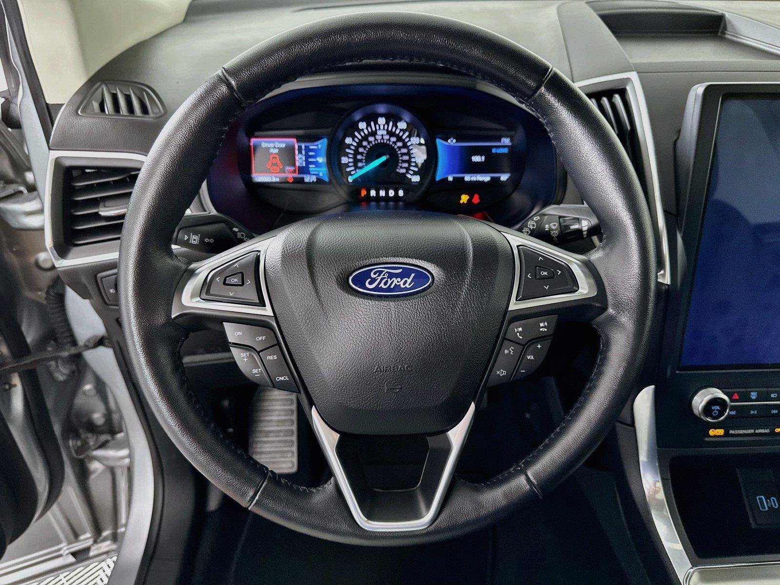 Used 2023 Ford Edge Titanium AWD/4WD image 19