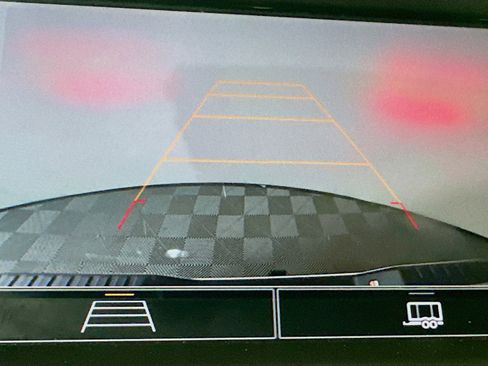 Used 2023 Chevrolet Silverado 1500 Custom image 24