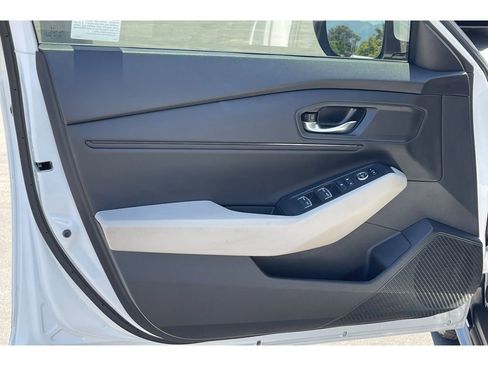 Certified 2023 Honda Accord EX image 11