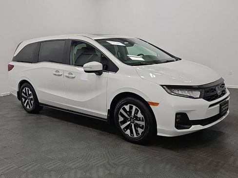 New 2026 Honda Odyssey EX-L image 2