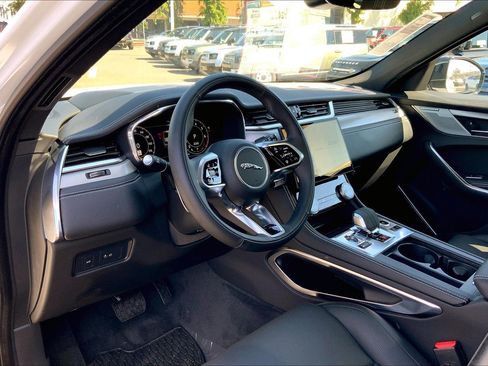 New 2025 Jaguar F-PACE R-Dynamic S image 9