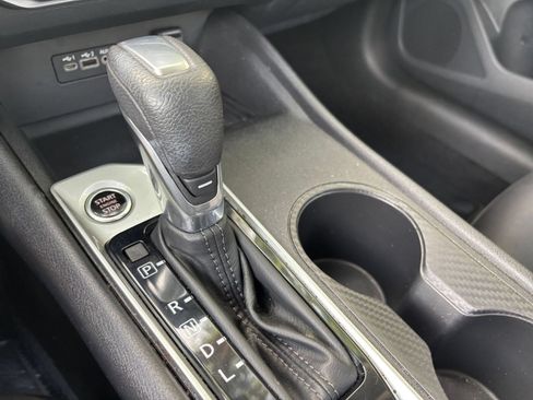 Used 2025 Nissan Altima 2.5 SV FWD image 42