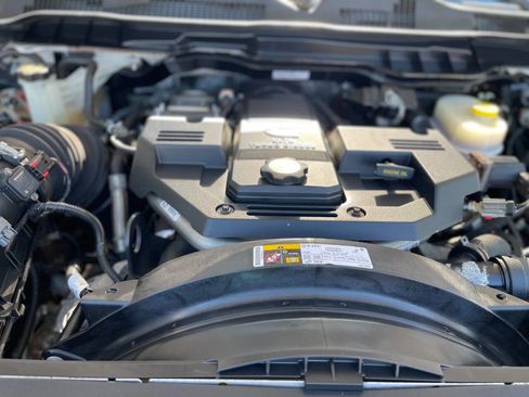 Used 2014 RAM 3500 Tradesman image 60