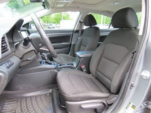 Used 2019 Hyundai Elantra Value Edition w/ Cargo Package FWD image 12