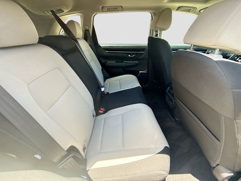 Certified 2024 Honda CR-V EX image 28