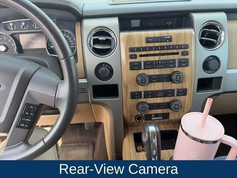 Used 2011 Ford F150 Lariat w/ Lariat Chrome Pkg image 18