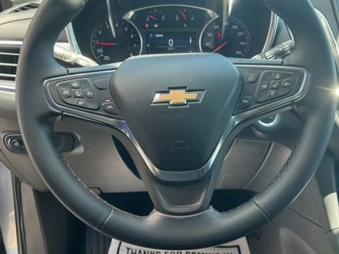 Used 2024 Chevrolet Equinox LT FWD image 20