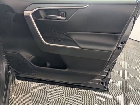 Used 2019 Toyota RAV4 XLE w/ Convenience Package AWD/4WD image 34