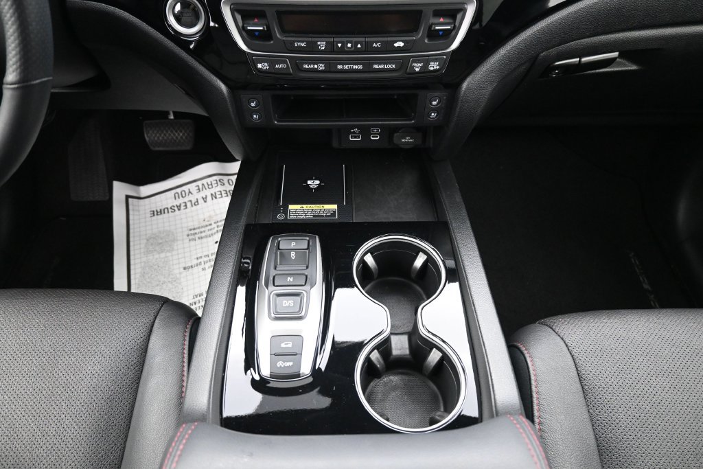 Used 2025 Honda Passport Black Edition image 27