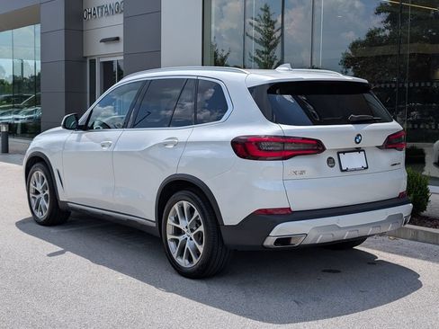 Used 2023 BMW X5 xDrive40i w/ Premium Package AWD/4WD image 3