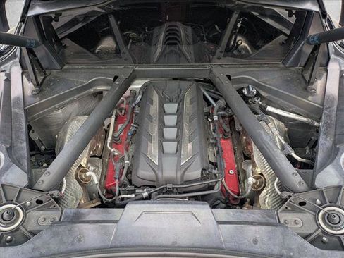 Used 2021 Chevrolet Corvette Stingray Preferred Cpe w/ Z51 Performance Package RWD image 19