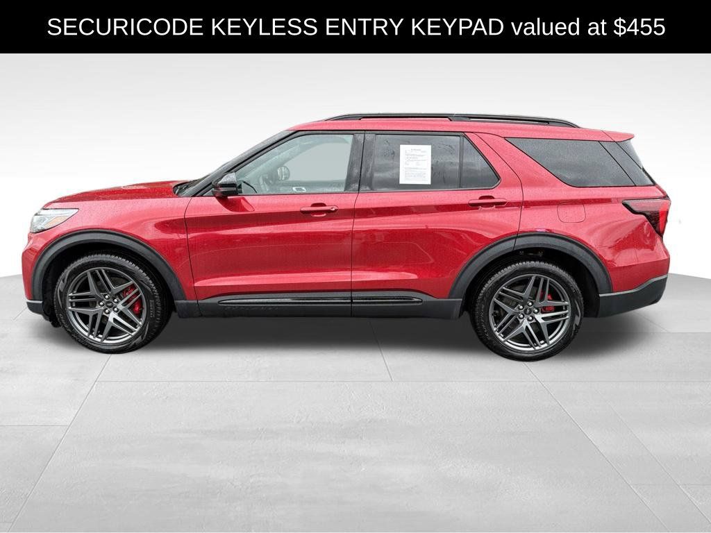 Used 2025 Ford Explorer ST w/ Sun And Sound Package AWD/4WD image 4