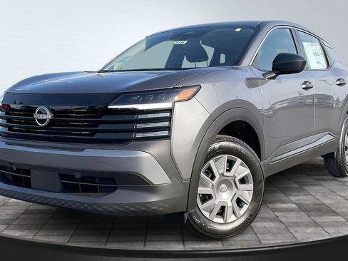 New 2026 Nissan Kicks S image 2