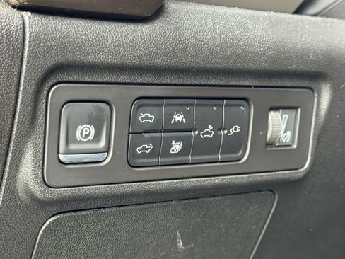 Used 2024 GMC Hummer EV 2X image 24