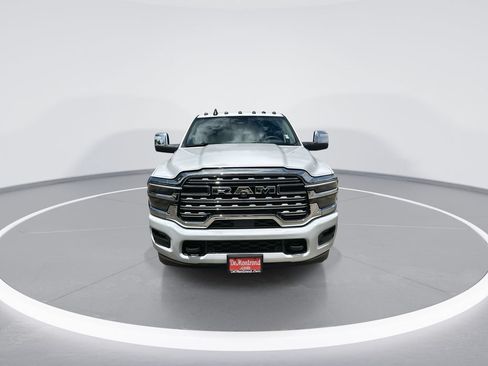 Used 2026 RAM 3500 Longhorn AWD/4WD image 3