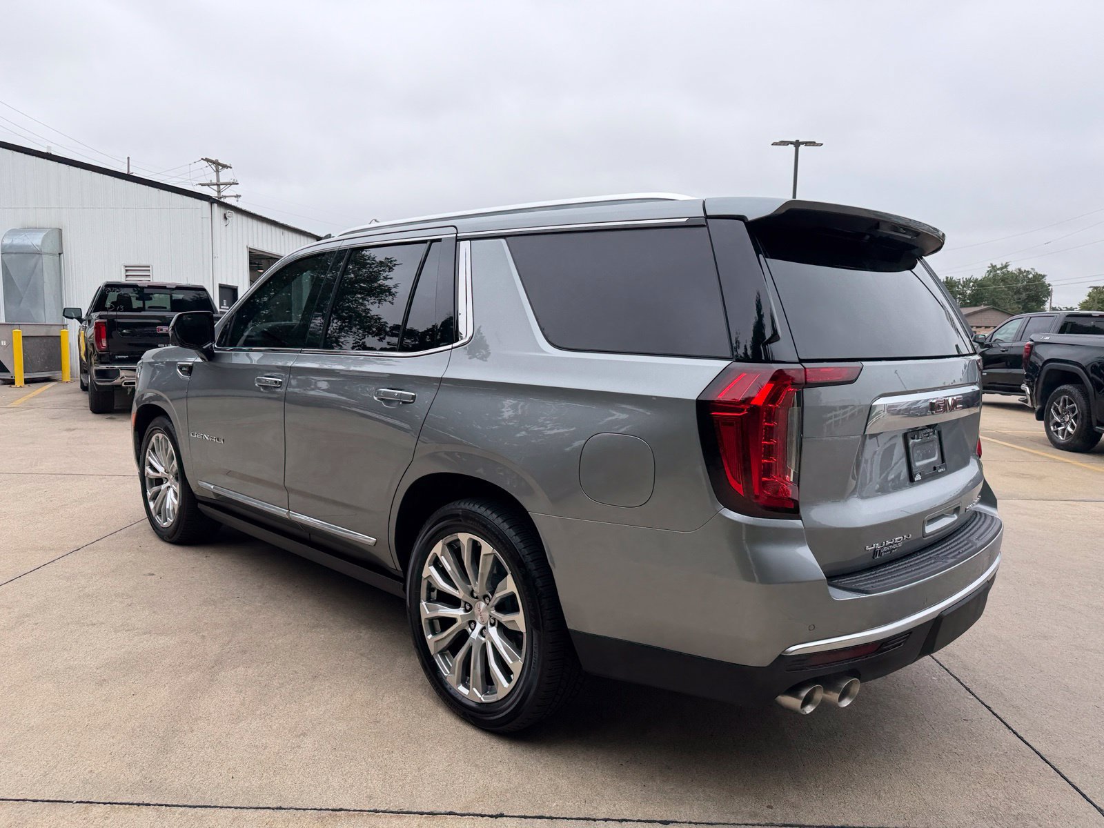 Used 2023 GMC Yukon Denali w/ Max Trailering Package AWD/4WD image 30