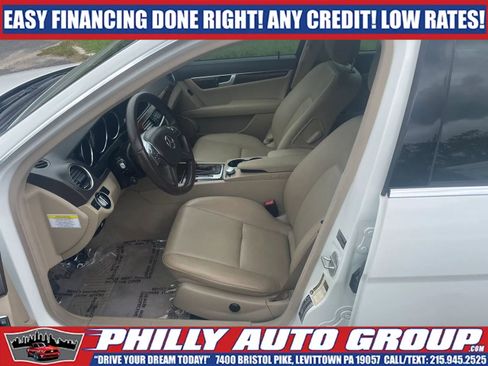 Used 2013 Mercedes-Benz C 250 Sedan image 9