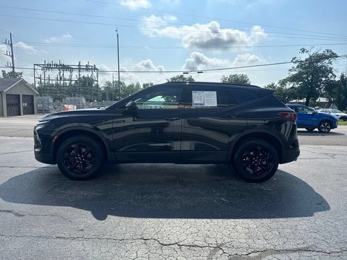 Used 2023 Chevrolet Blazer LT w/ Midnight/Sport Edition AWD/4WD image 4