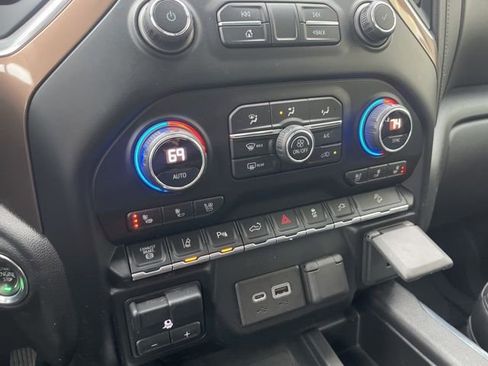 Used 2020 Chevrolet Silverado 2500 High Country w/ Z71 Off-Road Package image 27