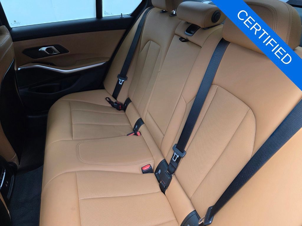 Certified 2024 BMW 330i Sedan w/ Convenience Package RWD image 15