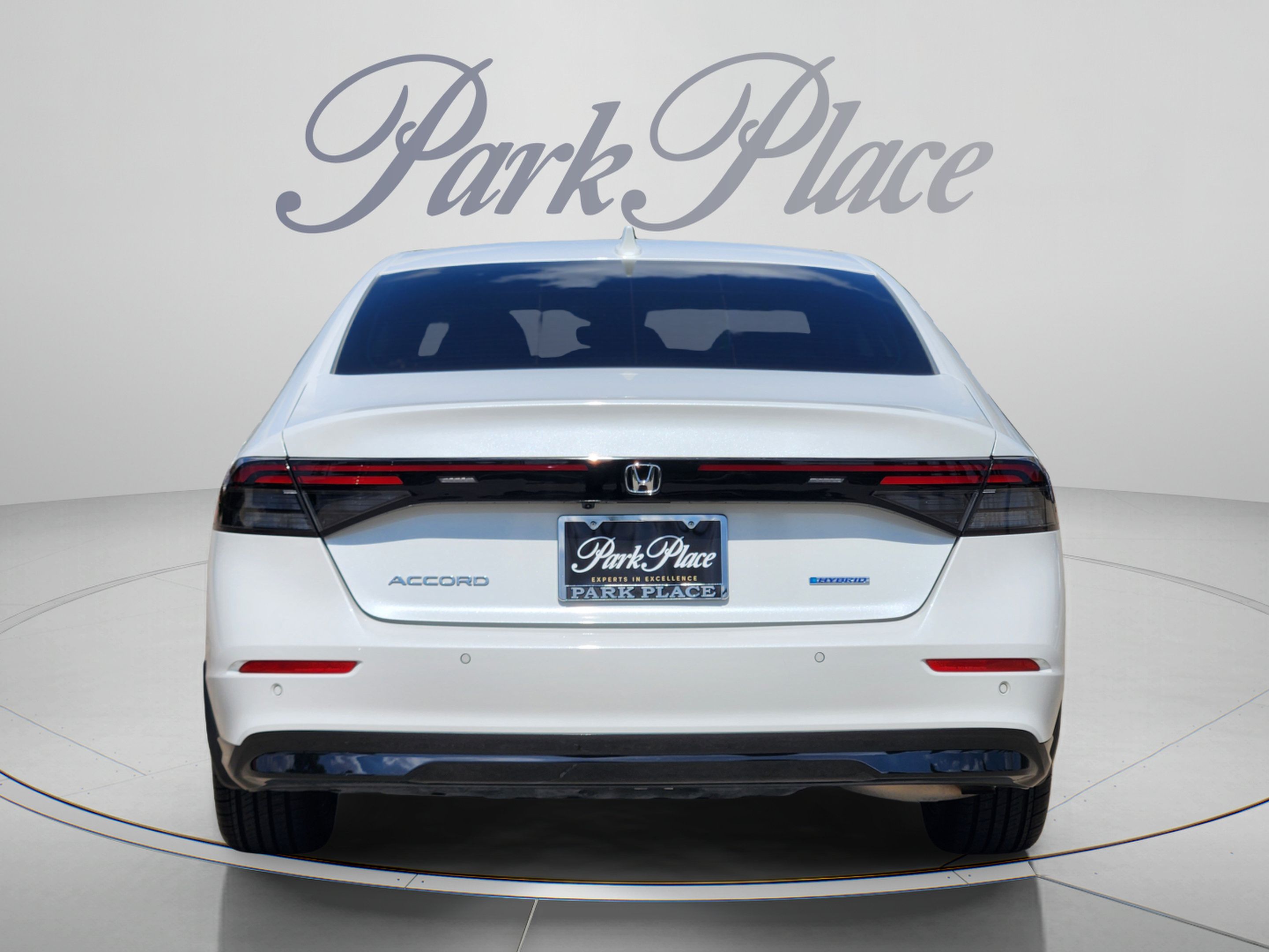 Used 2024 Honda Accord EX-L image 4