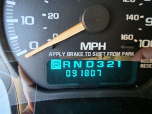 Used 2002 Chevrolet Avalanche 2500 RWD image 40