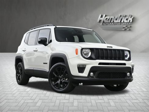 Used 2023 Jeep Renegade Altitude image 2
