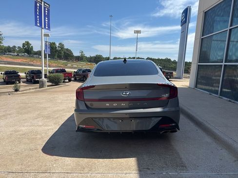 Used 2022 Hyundai Sonata SEL Plus w/ Cargo Package FWD image 6