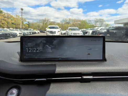 Used 2023 Genesis GV70 2.5T AWD/4WD image 20