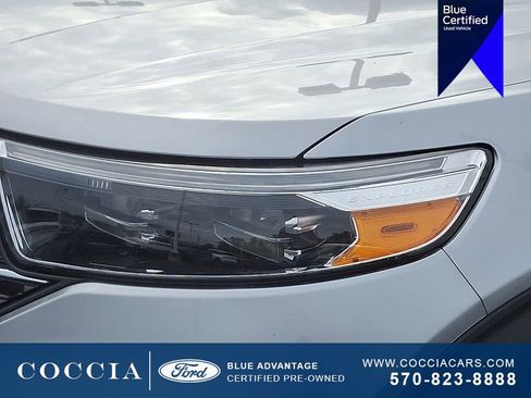 Certified 2022 Ford Explorer XLT image 9