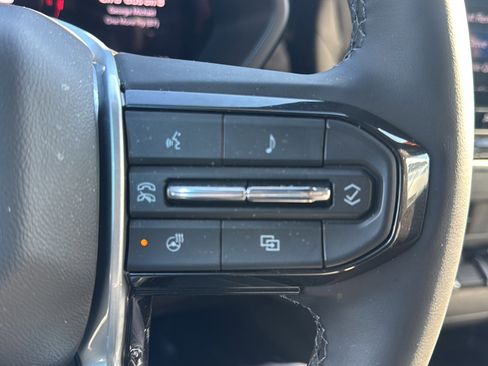 Used 2026 Chevrolet Colorado Trail Boss image 25