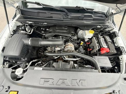 Used 2022 RAM 1500 Limited w/ Body-Colour Bumper Group AWD/4WD image 35