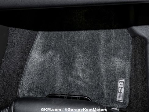 Used 2005 Ford Mustang GT image 72