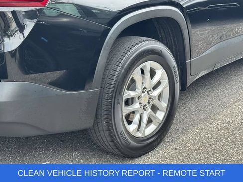 Used 2021 Chevrolet Traverse LT FWD image 6