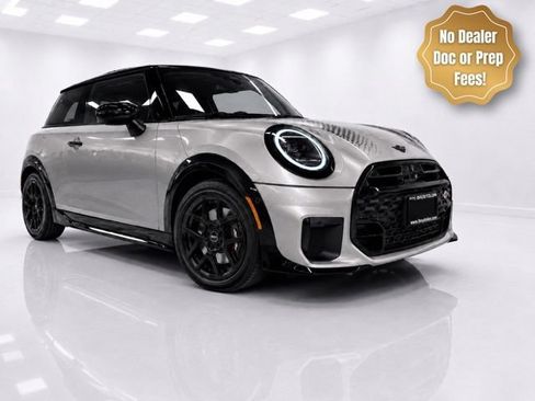 Used 2025 MINI Cooper S FWD image 3