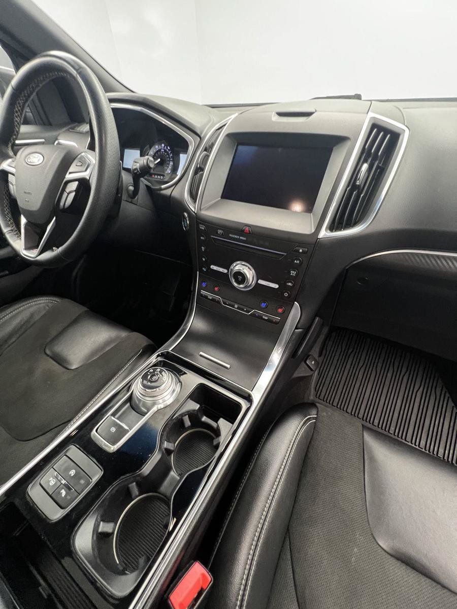 Used 2019 Ford Edge ST w/ Equipment Group 401A AWD/4WD image 29