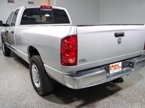 Used 2007 Dodge Ram 2500 Truck SLT image 9