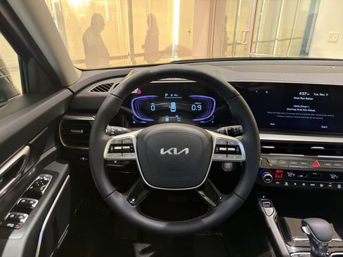 New 2025 Kia Telluride S image 15
