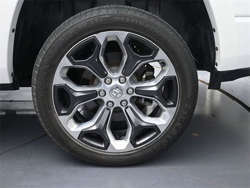 Used 2019 RAM 1500 Limited image 13