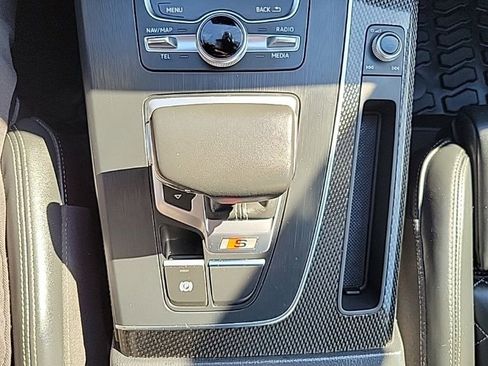 Used 2018 Audi SQ5 Premium Plus w/ S Sport Package image 10