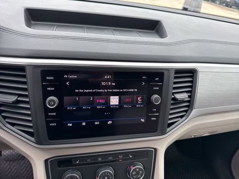 Used 2018 Volkswagen Atlas SE AWD/4WD image 36