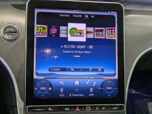 Used 2025 Mercedes-Benz C 300 4MATIC Sedan image 13