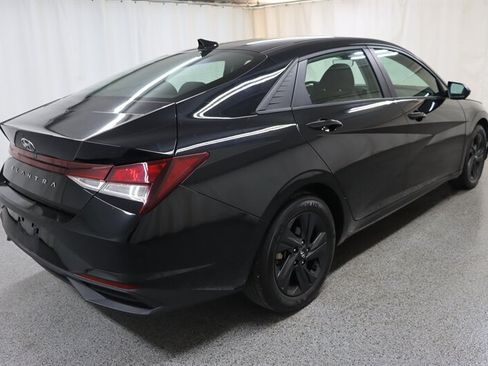 Used 2021 Hyundai Elantra SEL FWD image 6