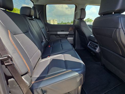 Used 2025 Ford F250 Lariat AWD/4WD image 30