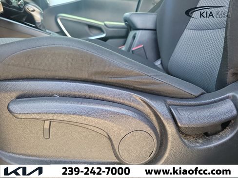 Certified 2021 Kia Soul LX FWD image 22