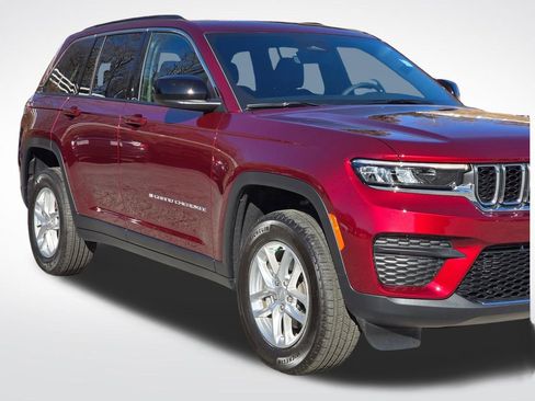 New 2025 Jeep Grand Cherokee Laredo X w/ Luxury Tech Group I image 42