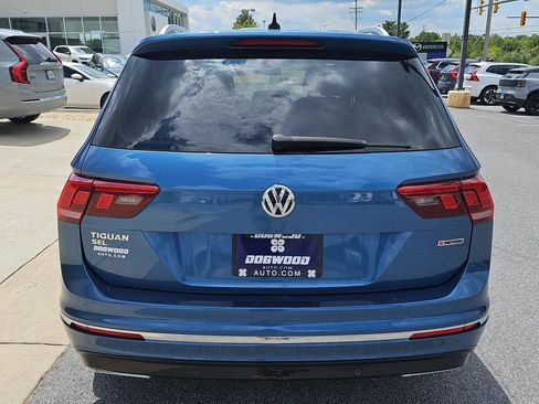 Used 2019 Volkswagen Tiguan SEL R-Line AWD/4WD image 6