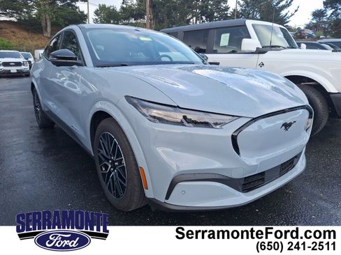 Used 2025 Ford Mustang Mach-E Premium image 1